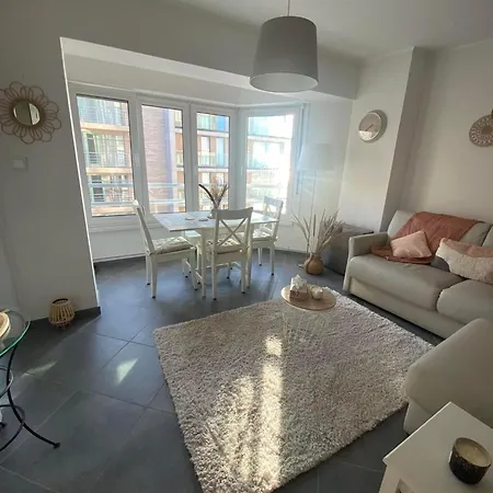 à Apartamento *